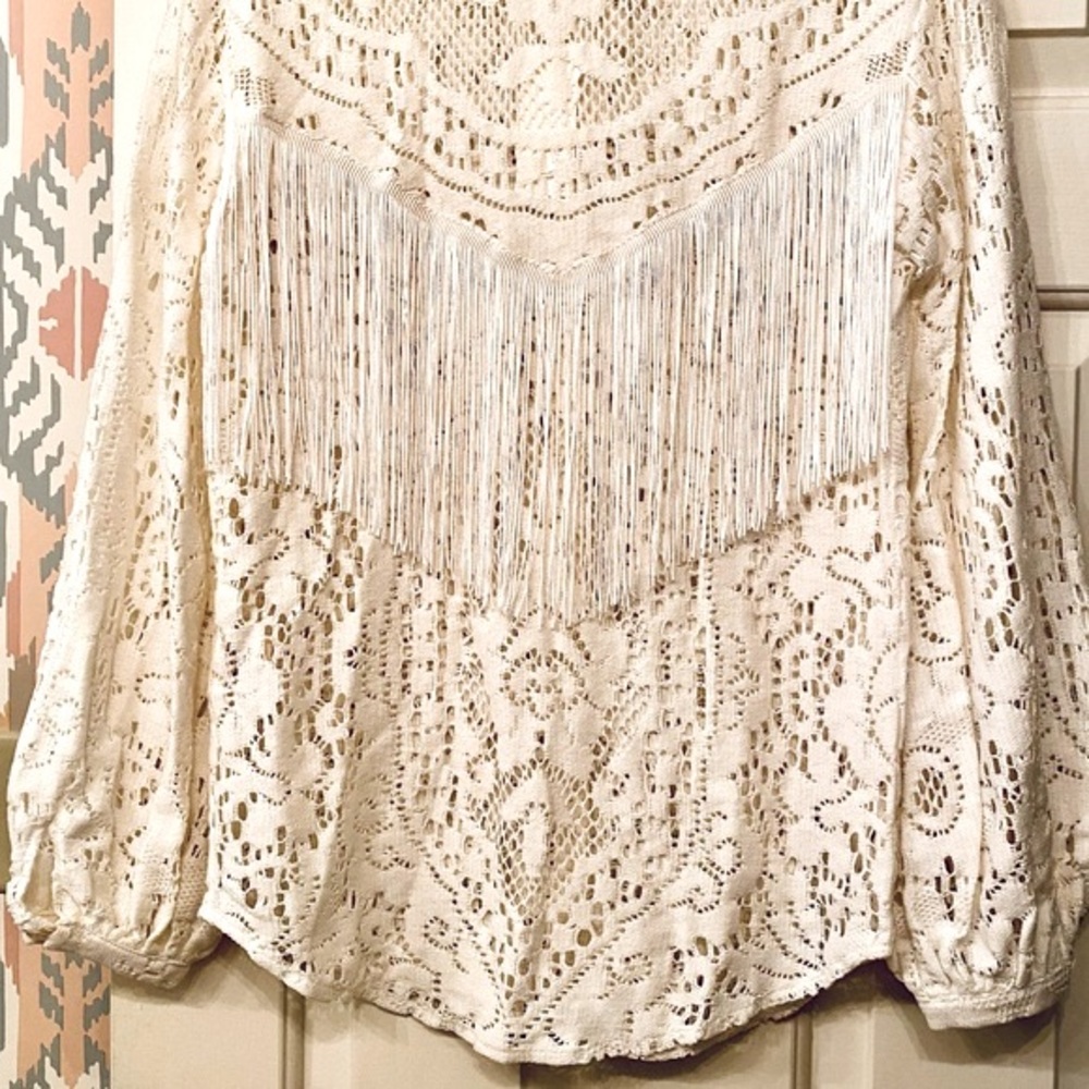 🌺🎉HP🎉🌺 NWT Spell & The Gypsy White Dove Fleetwood Lace Blouse - Picture 15 of 16